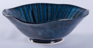 Appraisal: Signed Ceramic Pottery Bowl Glazed in bands of blue and