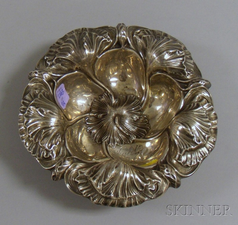 Appraisal: Art Nouveau Silver Dish leaf decoration including base of bowl