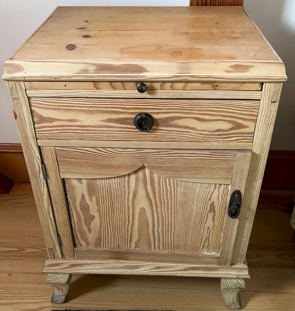 Appraisal: Pair of Pitch Pine Bedside Cabinets Exclusive on Bidsquare Pair