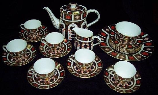 Appraisal: A Royal Crown Derby Imari pattern tea service comprising teapot