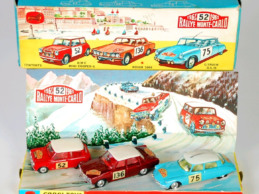 Appraisal: CORGI TOYS MINT AND BOXED GIFT SET No 'Rallye Monte