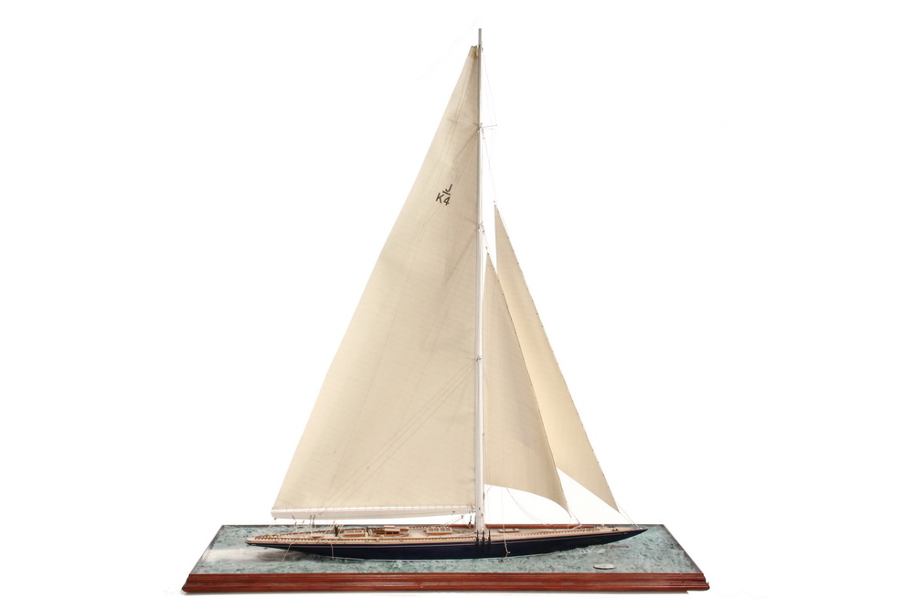 Appraisal: RACING YACHT DIORAMA - Yacht 'Endeavour' built by Campbell Nicholson