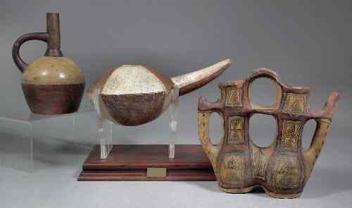 Appraisal: A collection of three pieces of pre-Colombian pottery comprising -