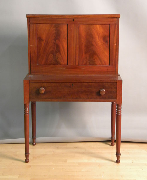 Appraisal: Sheraton mahogany ladies writing desk ca with a fall front