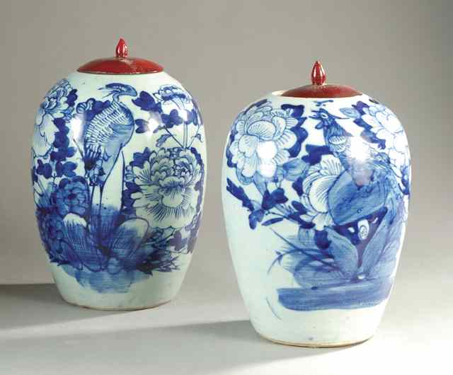 Appraisal: PAIR CHINESE BLUE AND WHITE PORCELAIN MELON JARS hand painted