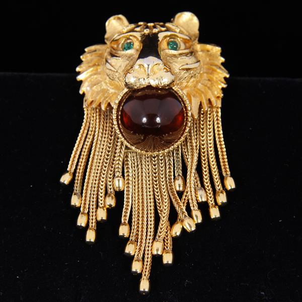 Appraisal: Pauline Rader Gold Tone Lion Head figural brooch pin with