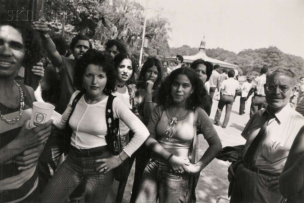 Appraisal: Garry Winogrand American - Untitled from the Portfolio Women Are