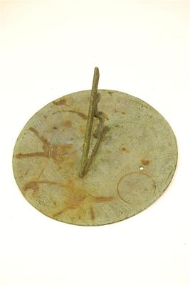 Appraisal: A bronze sun dial inscribed 'MDCC SIT ULTIMA FELIX' with