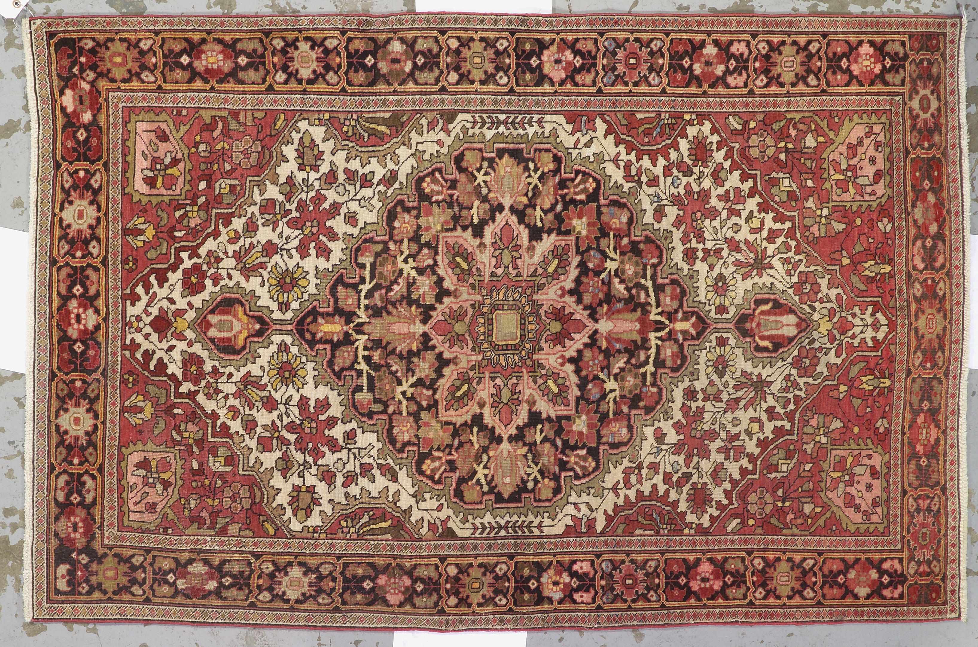 Appraisal: A Fereghan Sarouk rug Northwest Persiacirca size approximately ft in