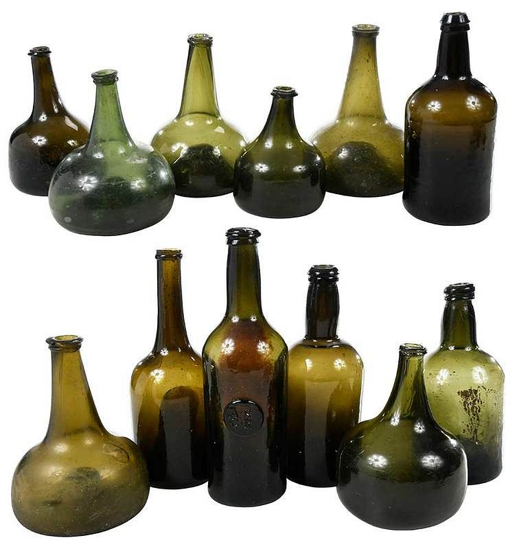 Appraisal: Group of Early Olive Green Wine Bottles Continental American th