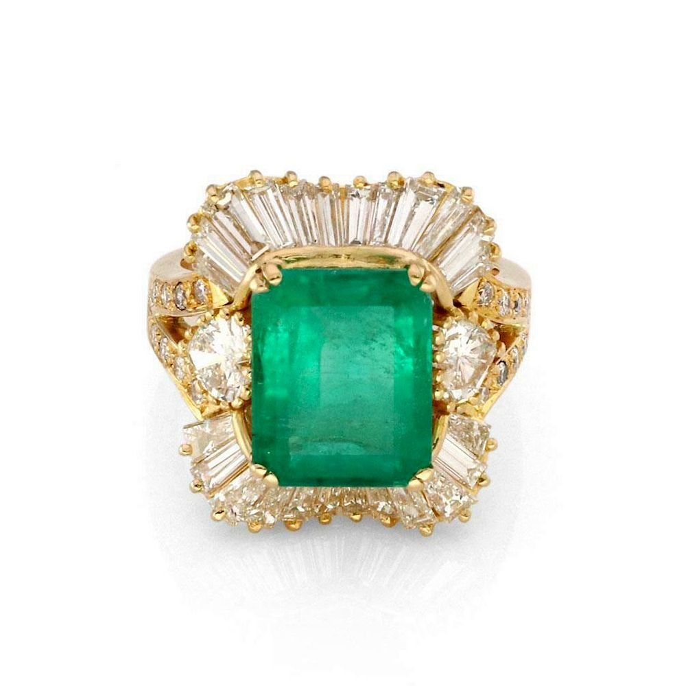 Appraisal: ct Diamond Emerald k Cocktail Ring Estate ct Diamond Emerald