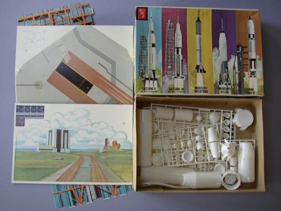 Appraisal: Man in Space Five Complete Rocket Kits Kits feature scale