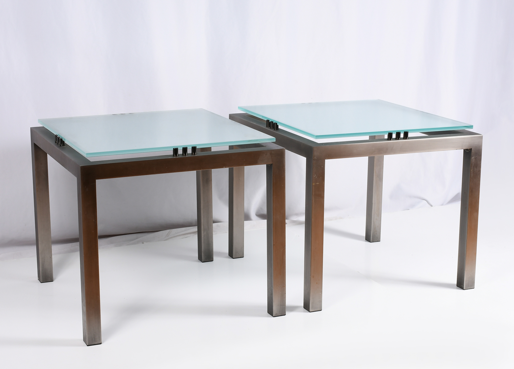 Appraisal: PAIR OF DESIGN INSTITUTE OF AMERICA SIDE TABLES Pair of