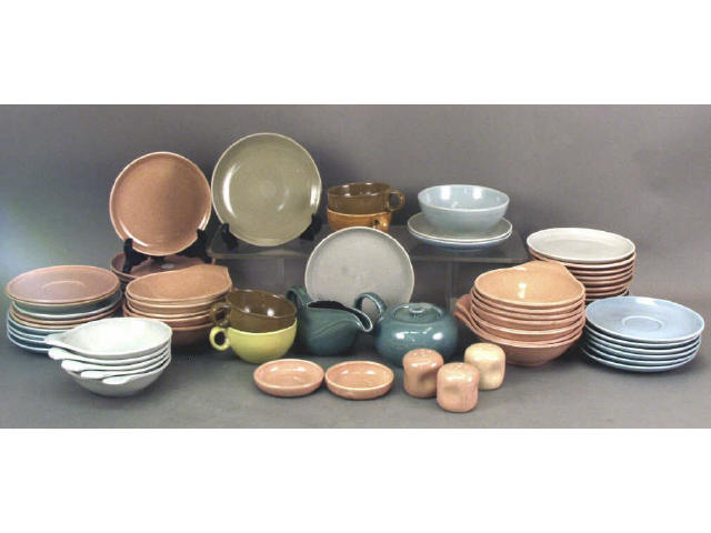 Appraisal: Collection of Russell Wright ceramic dinnerware pieces including creamer sugar