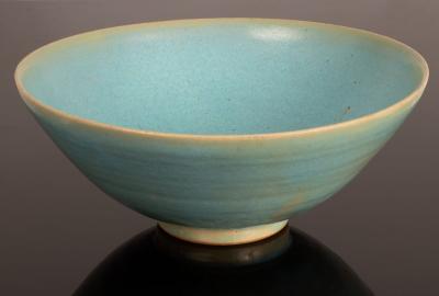 Appraisal: Rupert Spira born large stoneware open bowl pale blue chun