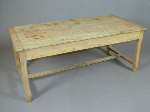 Appraisal: A Victorian pine farmhouse kitchen table the six plank top