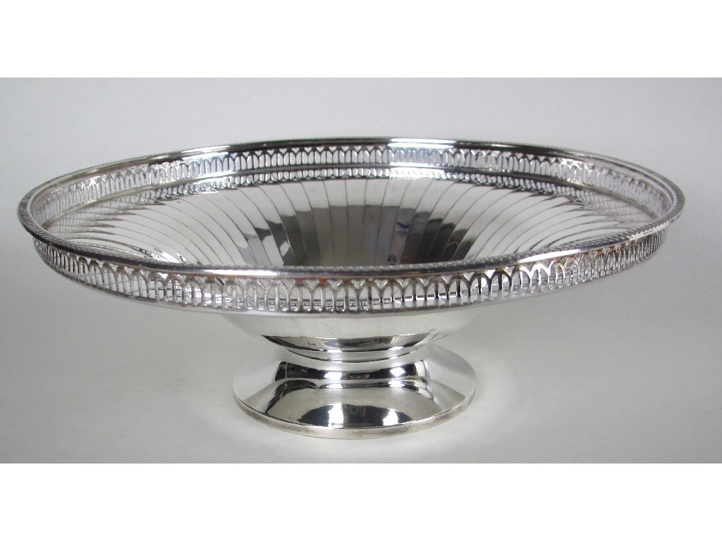 Appraisal: A silver comport with pierced gallery and fluted bowl Birmingham