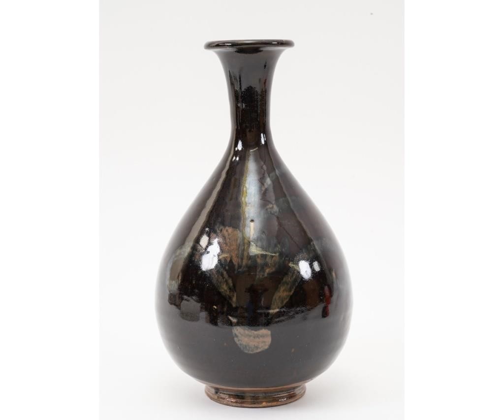 Appraisal: Chinese Northern blackware pear-shaped vase - th c style Provenance