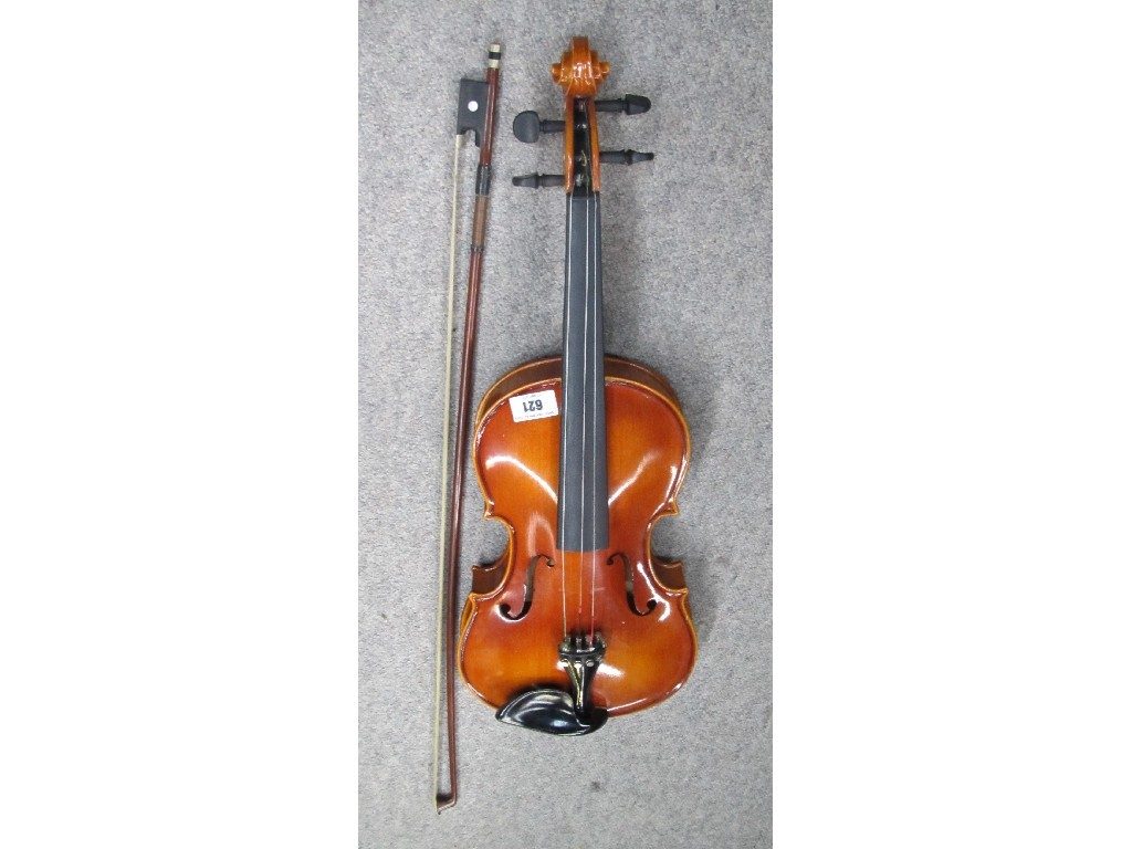 Appraisal: Violin by Rudall Carte Co and a bow in case