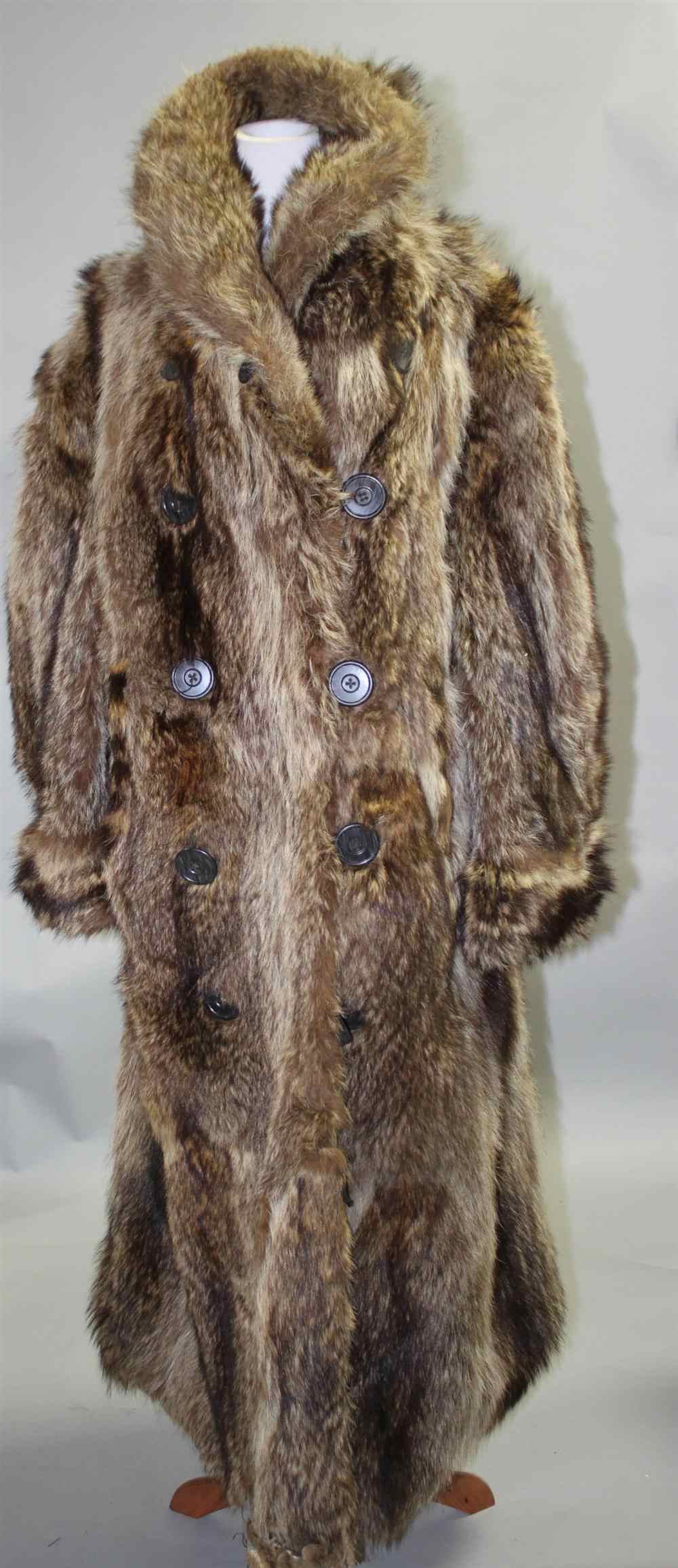 Appraisal: VINTAGE IVY LEAGUE S MAN'S RACCOON FULL LENGTH COAT with