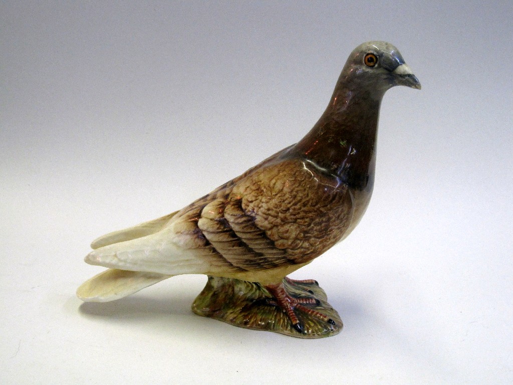 Appraisal: Beswick pigeon no beak def