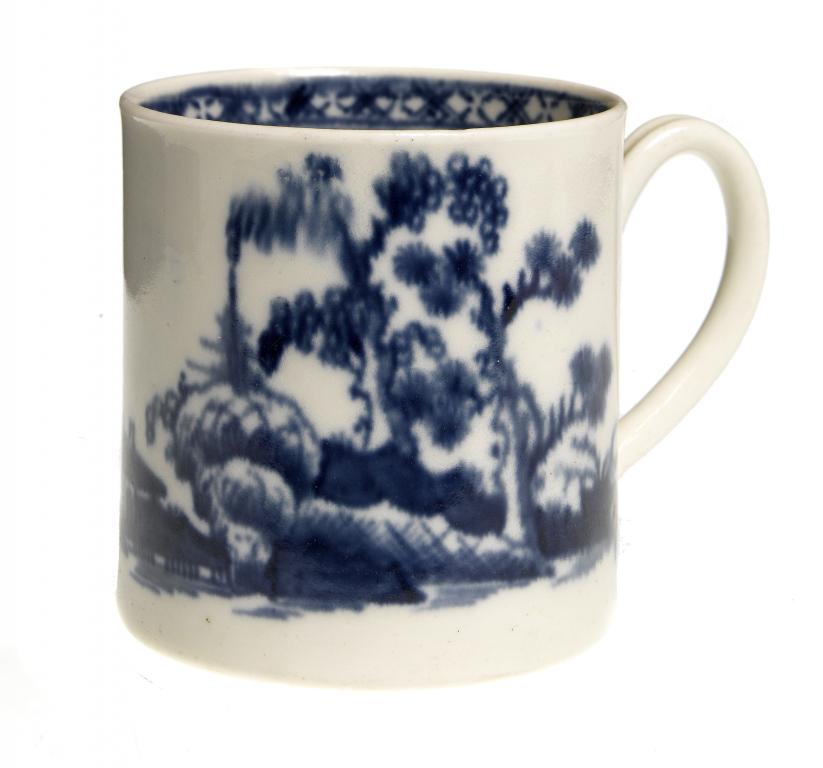 Appraisal: A FIRST PERIOD WORCESTER SMALL MUG OR COFFEE CAN painted