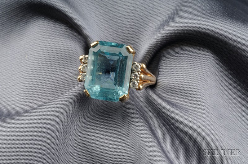 Appraisal: kt Gold Aquamarine and Diamond Ring prong-set with a step-cut