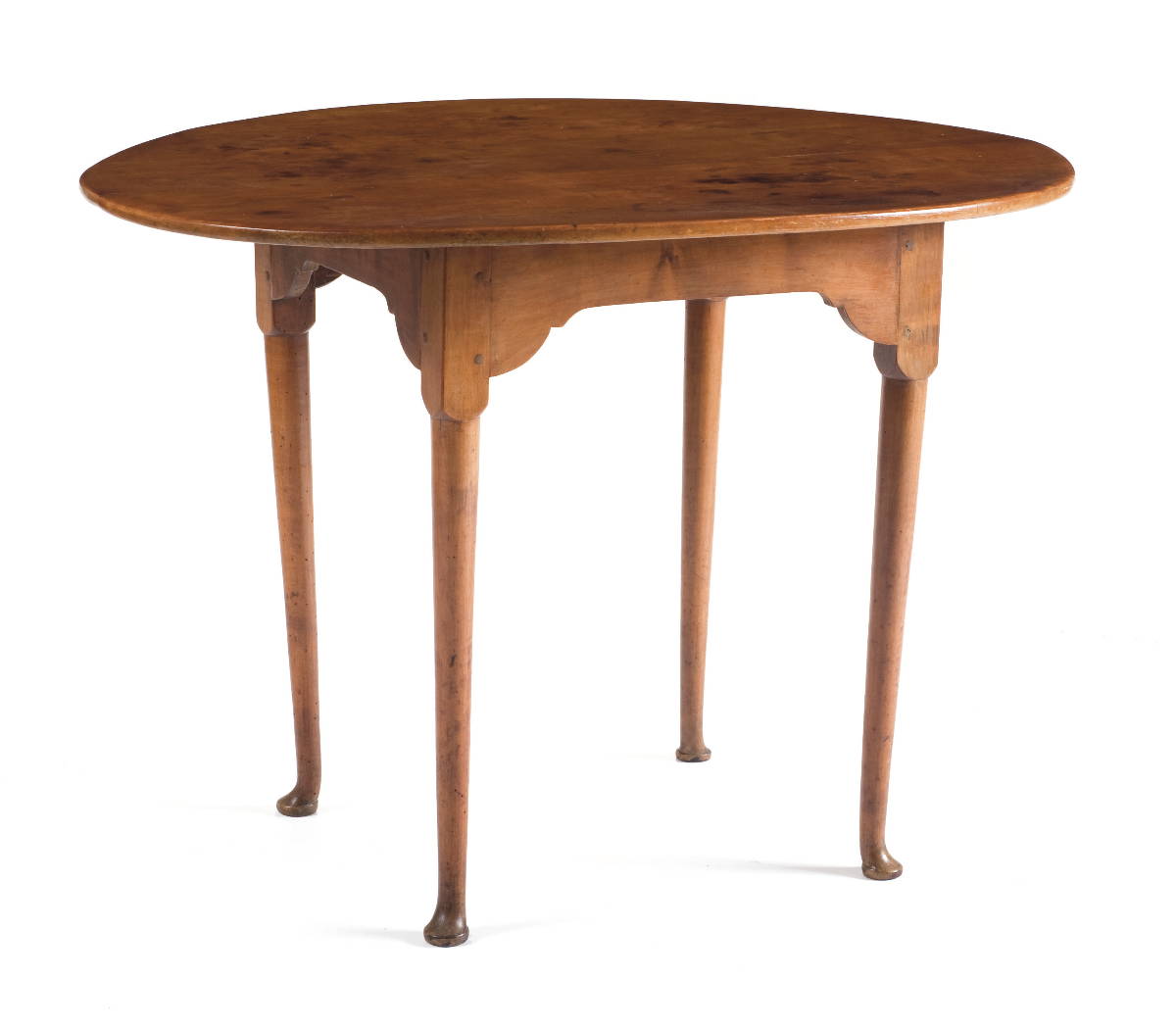 Appraisal: NEW ENGLAND QUEEN ANNE MAPLE OVAL-TOP TAVERN TABLE The oval