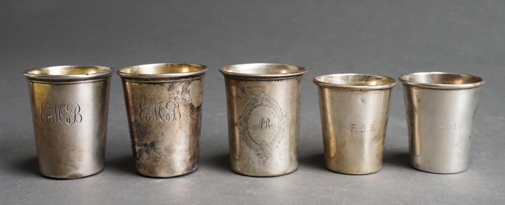 Appraisal: One -Silver and Four American Sterling Silver Toasting Cups Combined