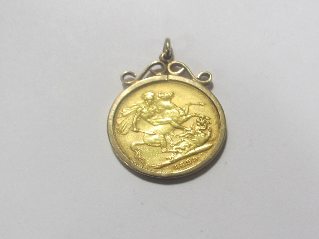 Appraisal: Old Queen Victoria head sovereign dated in ct gold pendant