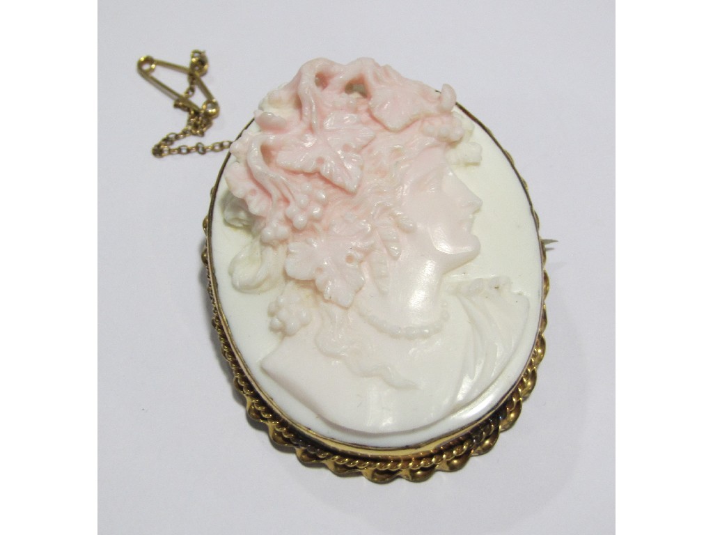 Appraisal: Carved shell cameo depicting of bust of a woman with