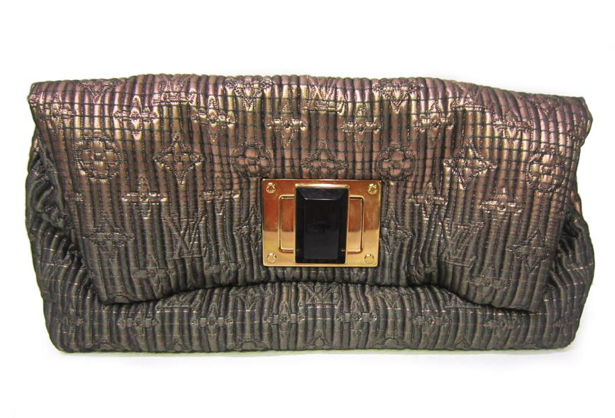 Appraisal: A LOUIS VUITTON EVENING CLUTCH BAG A LOUIS VUITTON EVENING