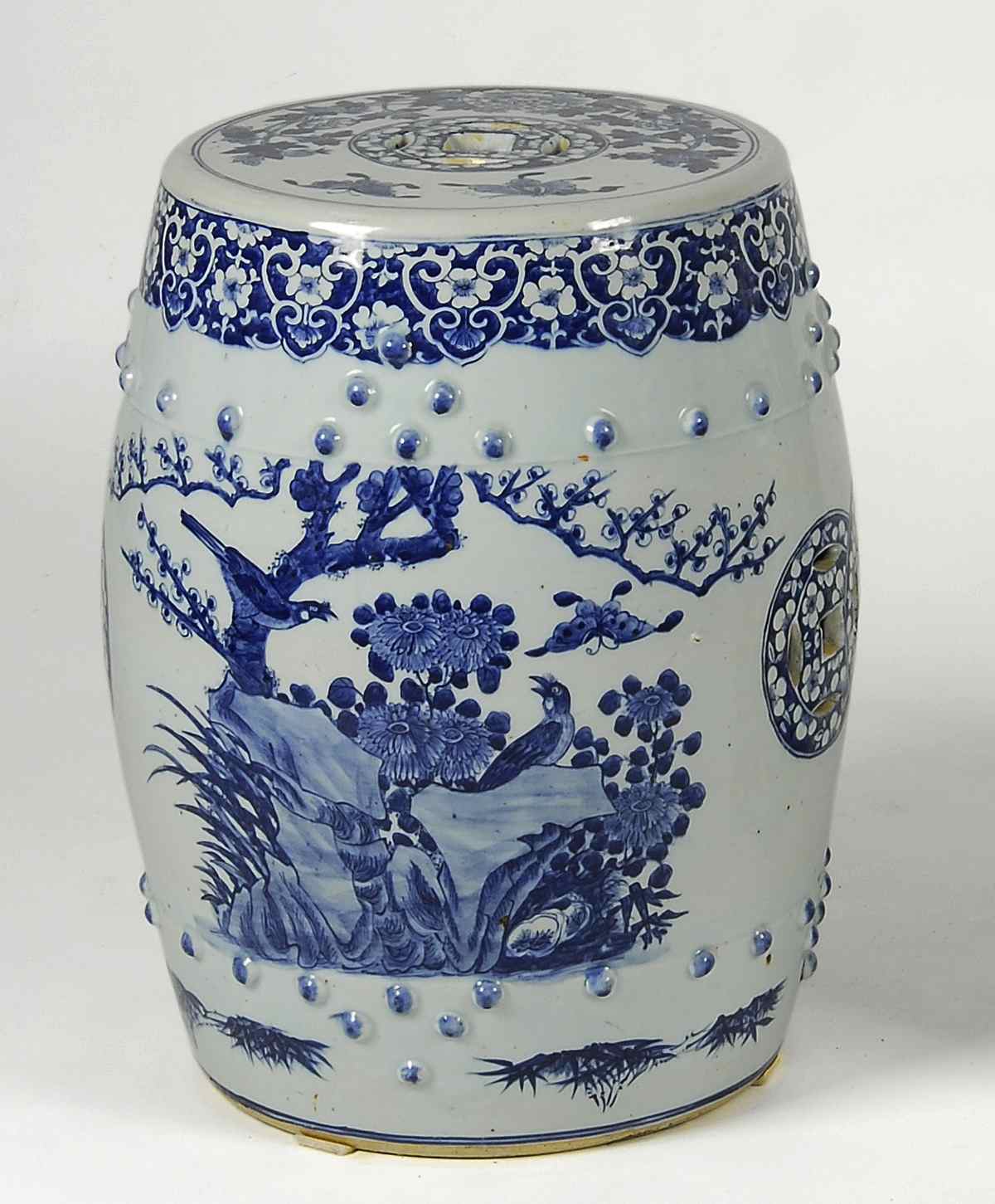 Appraisal: CHINESE EXPORT PORCELAIN GARDEN SEAT th CenturyIn barrel form Blue