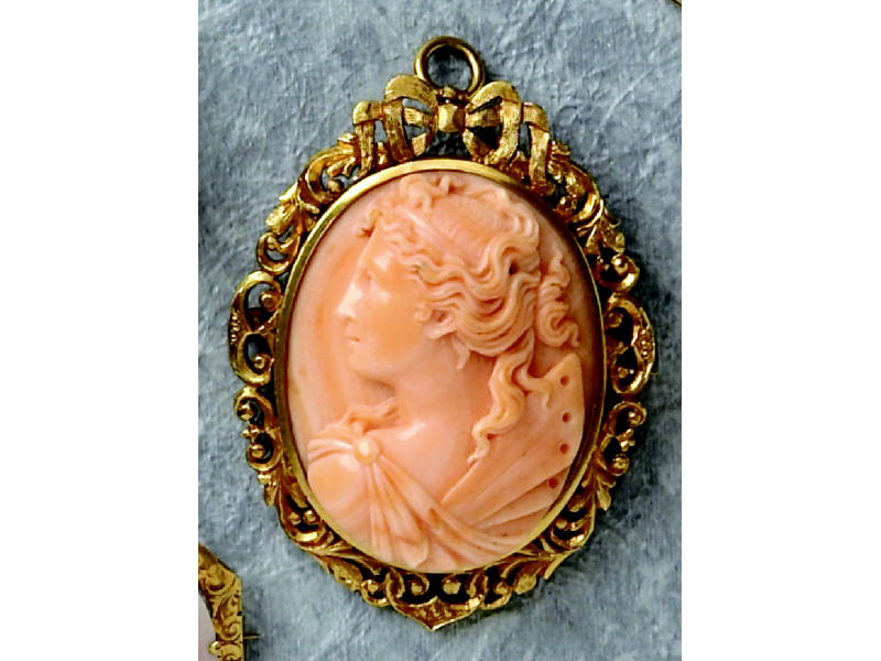 Appraisal: CORAL CAMEO PENDANT BROOCH k yellow gold hand engraved open