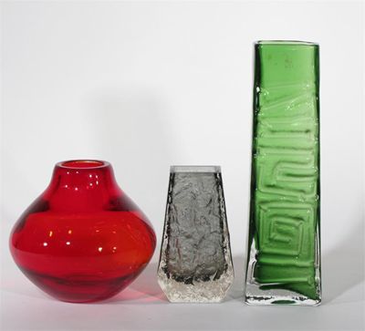 Appraisal: A Whitefriars Meadow Green Maze glass vase designed by Geoffrey