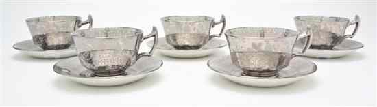 Appraisal: A Wedgwood Lusterware Tea Set comprising cups and saucers Diameter