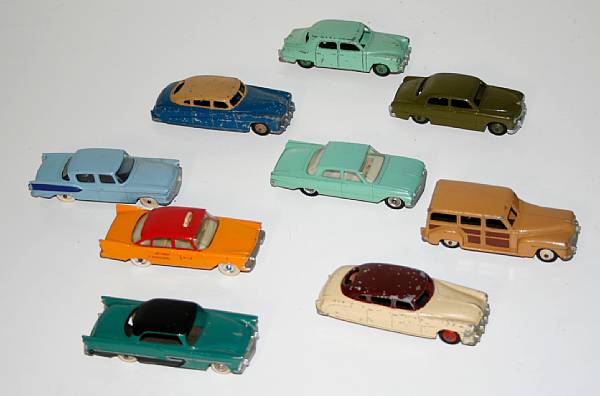 Appraisal: rd Scaled Dinky Cars Lot features American cars including Ford