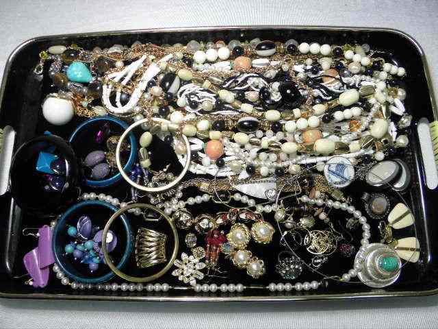 Appraisal: Tray lot of assorted ladies costume jewelry Brands such as