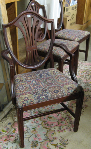 Appraisal: A SET OF TWELVE FEDERAL STYLE MAHOGANY DINING CHAIRS Drexel