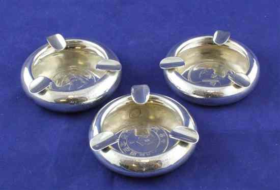 Appraisal: A set of three th century Chinese silver ashtrays by