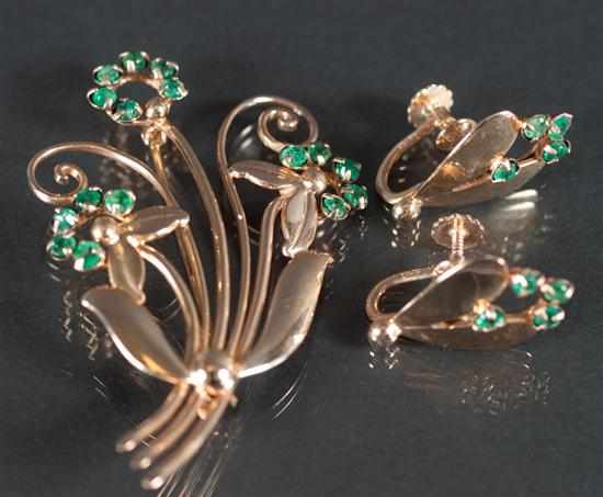 Appraisal: Lady's K rose gold and emerald bouquet form brooch together