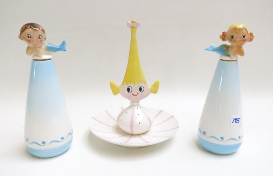 Appraisal: THREE HOLT HOWARD PORCELAIN COLLECTIBLES a pair of Minnie and