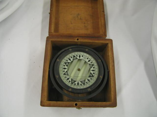 Appraisal: WWII Ships Compass in dove-tailed box