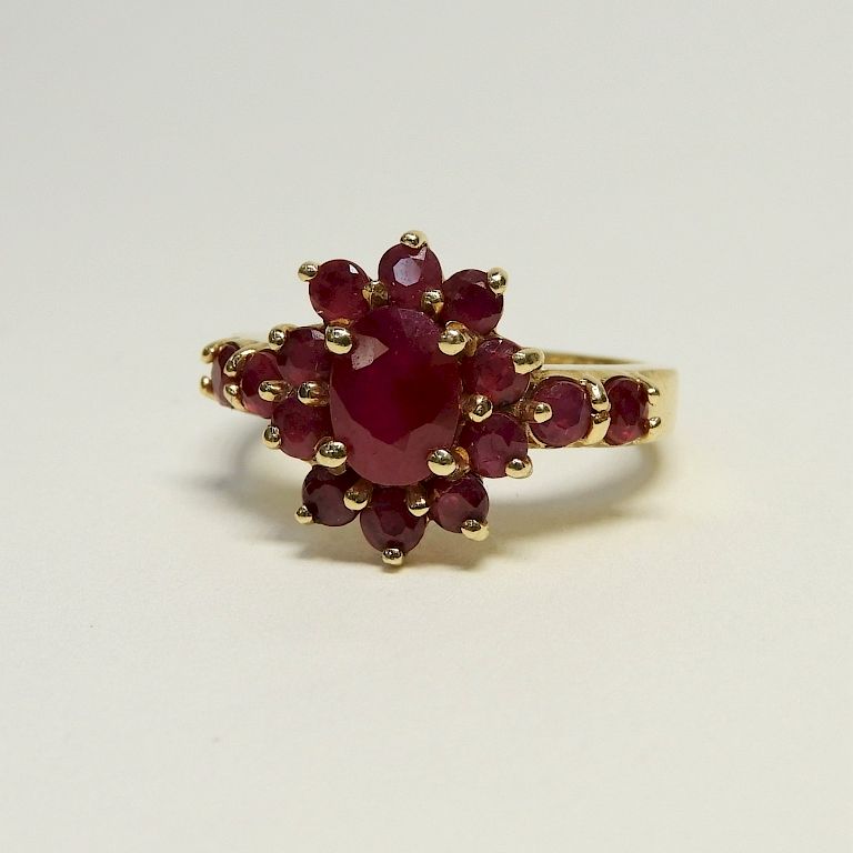 Appraisal: K Gold Ruby Cluster Flower Lady's Ring th Century Center