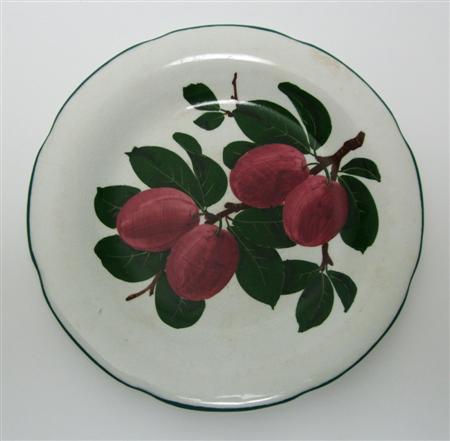 Appraisal: WEMYSS GORDON DESSERT PLATE EARLY TH CENTURY decorated with red