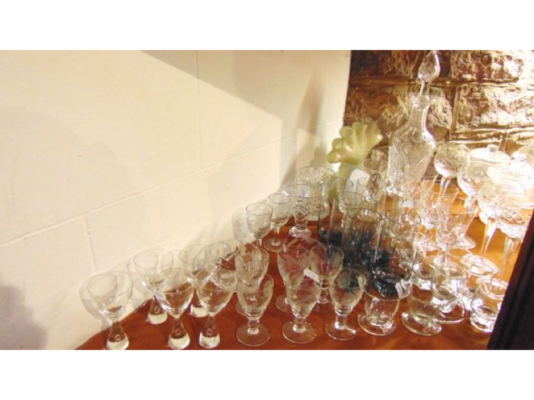 Appraisal: A quantity of drinking glasses to include six smoked glass