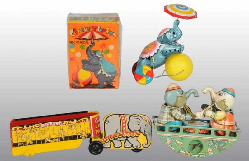 Appraisal: Lot of Tin Elephant Toys Description Japanese Working Includes one