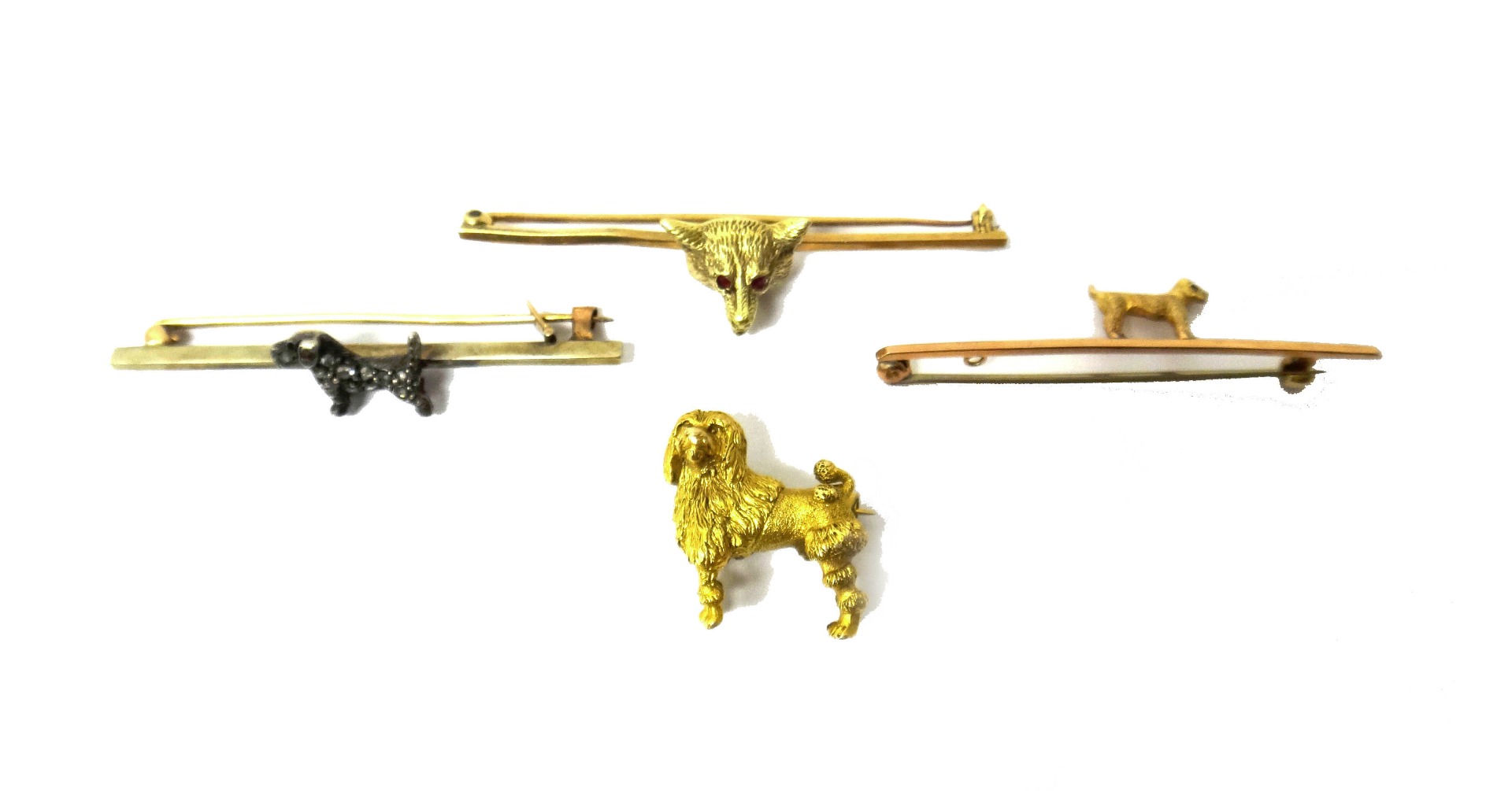 Appraisal: A gold brooch designed as a standing dog a ct