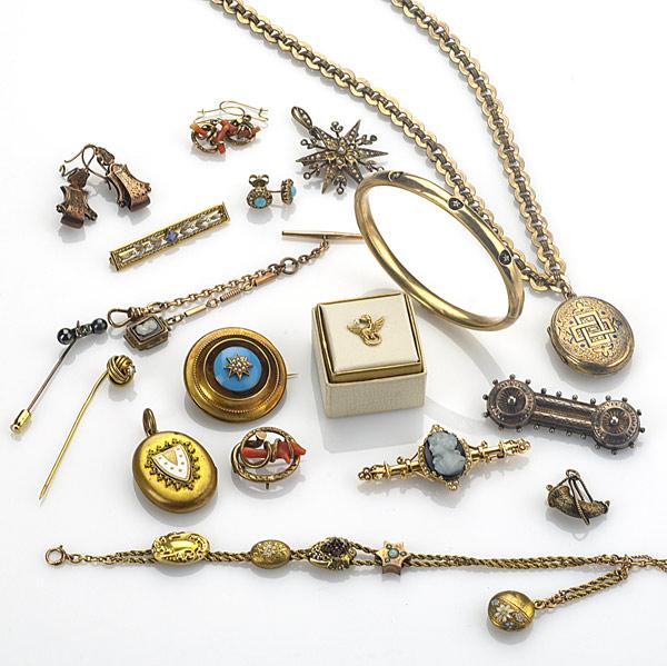 Appraisal: VICTORIAN VICTORIAN STYLE JEWELRY Nineteen pieces include GF locket with