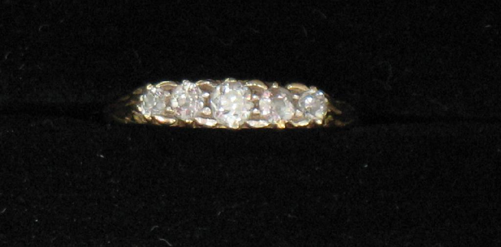 Appraisal: A VICTORIAN FIVE STONE DIAMOND DRESS RING the five graduated